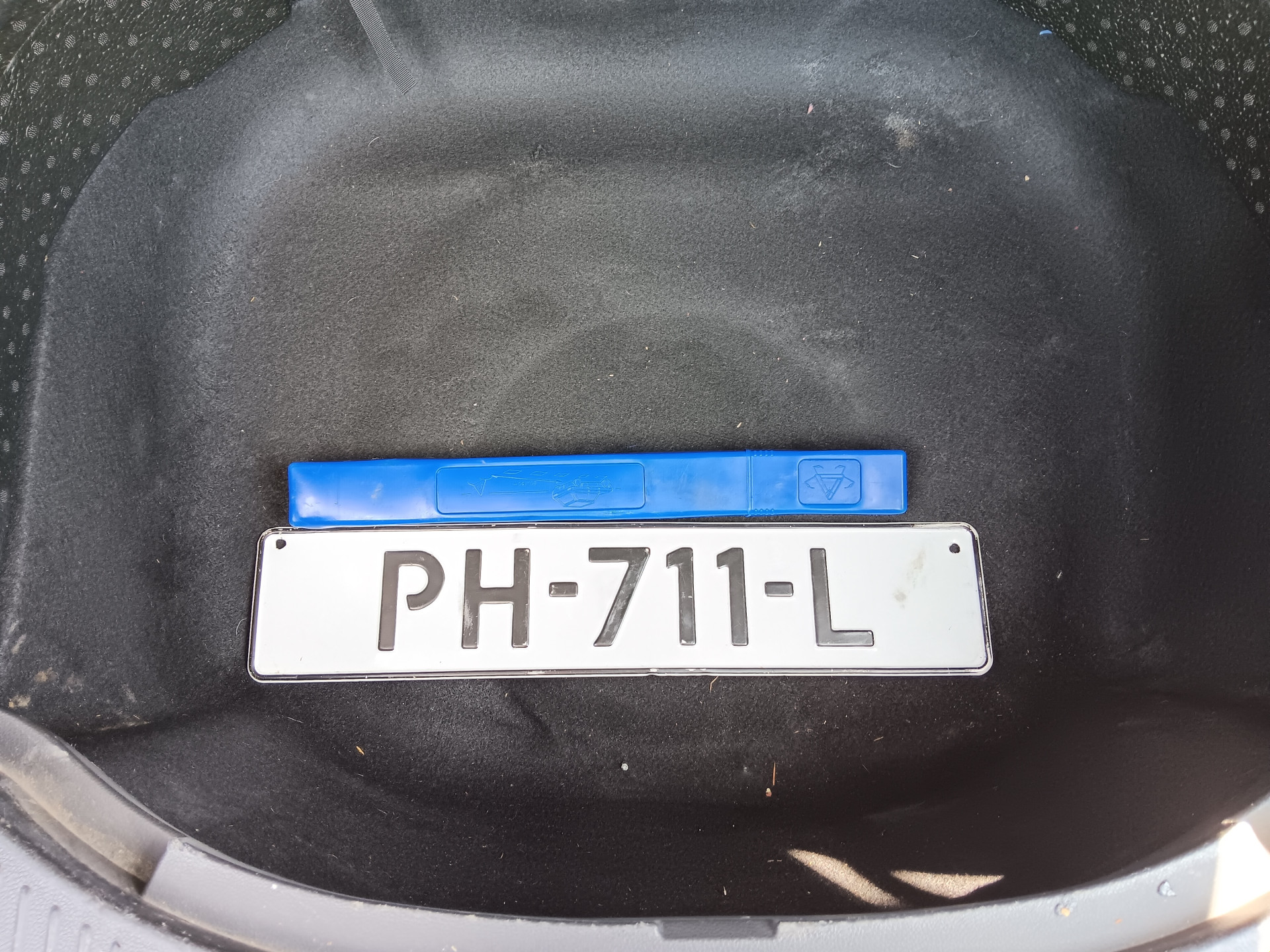 45940260-10.jpg